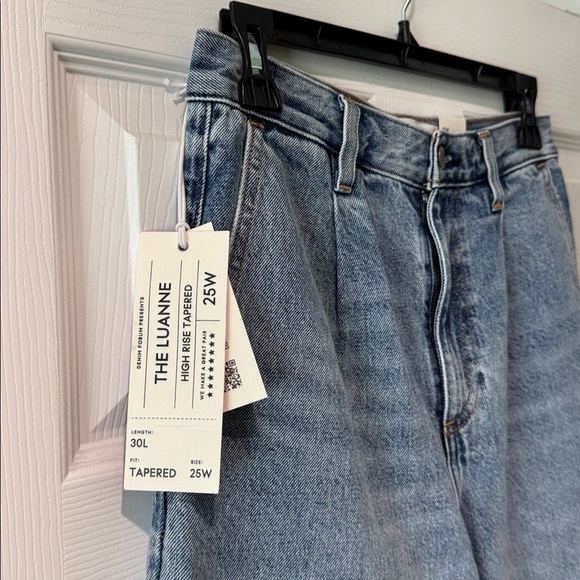Aritzia Denim Forum The Luanne Jeans - Picture 4 of 14